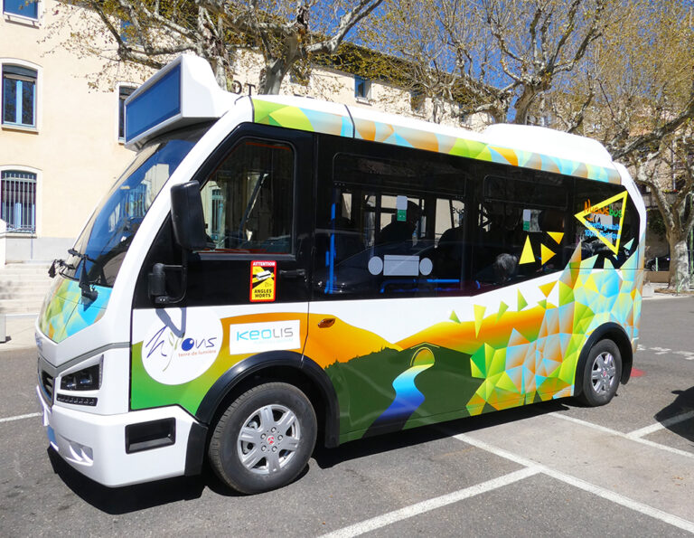  Nyons Bus